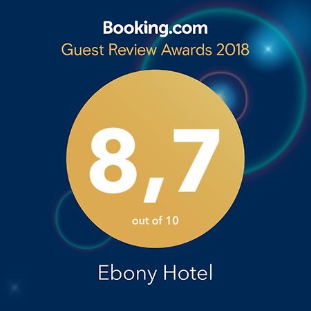 Ebony Hotel 와라스 외부 사진
